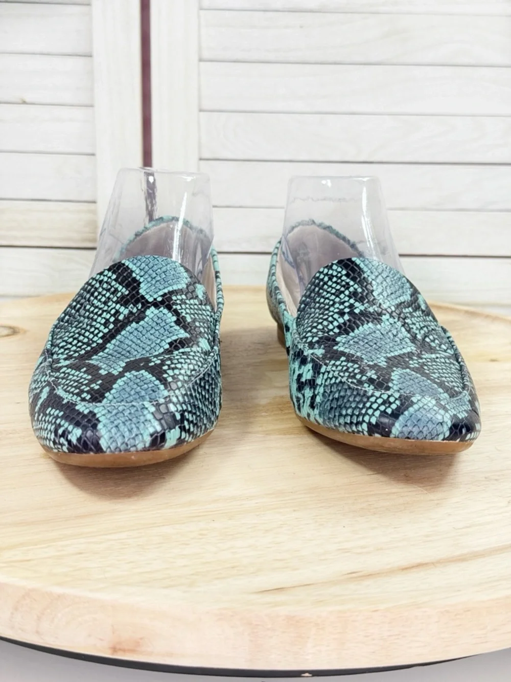 Gianni Bini Turquoise Teal Snakeskin Loafers‎ Flats Leather Size 8